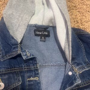 Short denim jacket